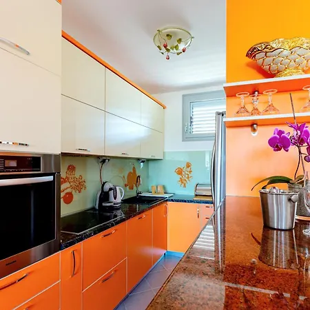 Apartment With Wifi - 22773